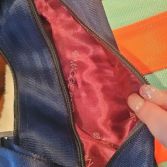 Maggie Bags Crossbody - Picture 8 of 11